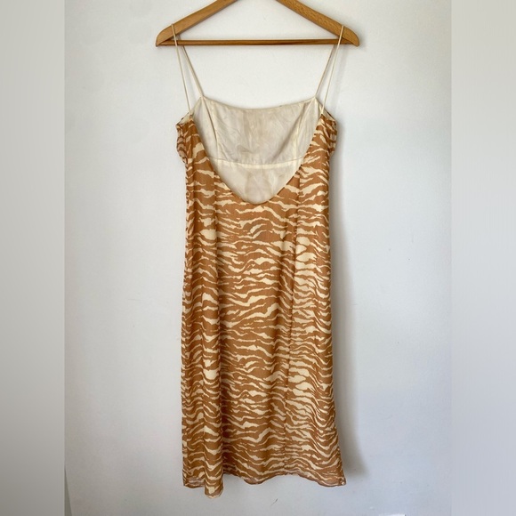 Camila Coelho Dress Women’s Medium Bailee Midi Brown Zebra Revolve - Picture 5 of 16